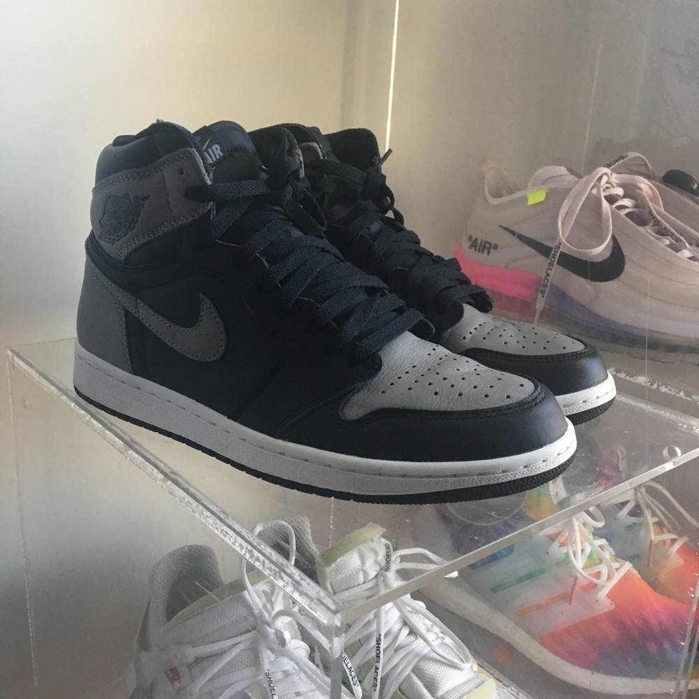 Jordan 1 retro Shadow